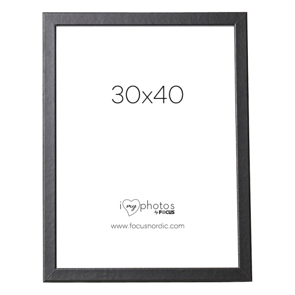 Focus Pop Black 30X40